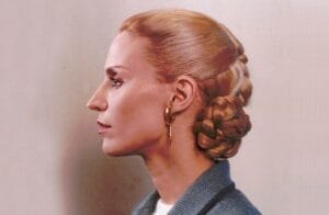 Esther Goris personificando a Evita en el filme de Juan Carlos Desanzo