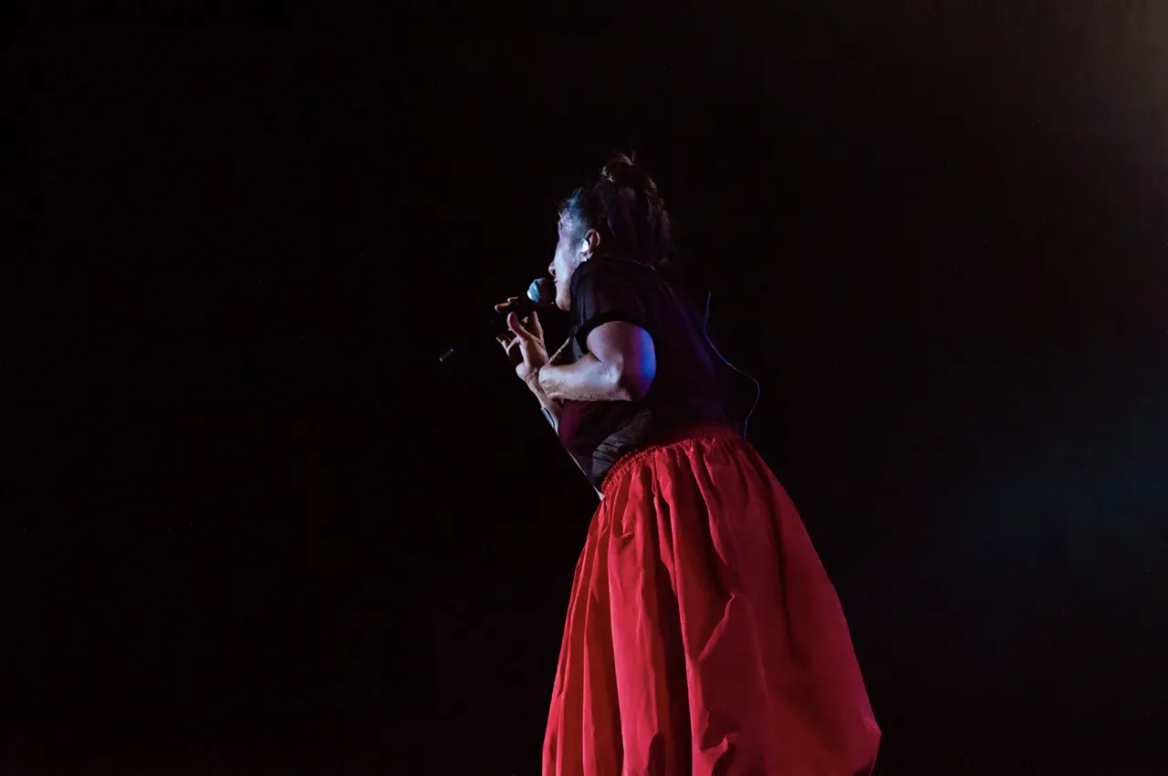 Hilda Canta Charly