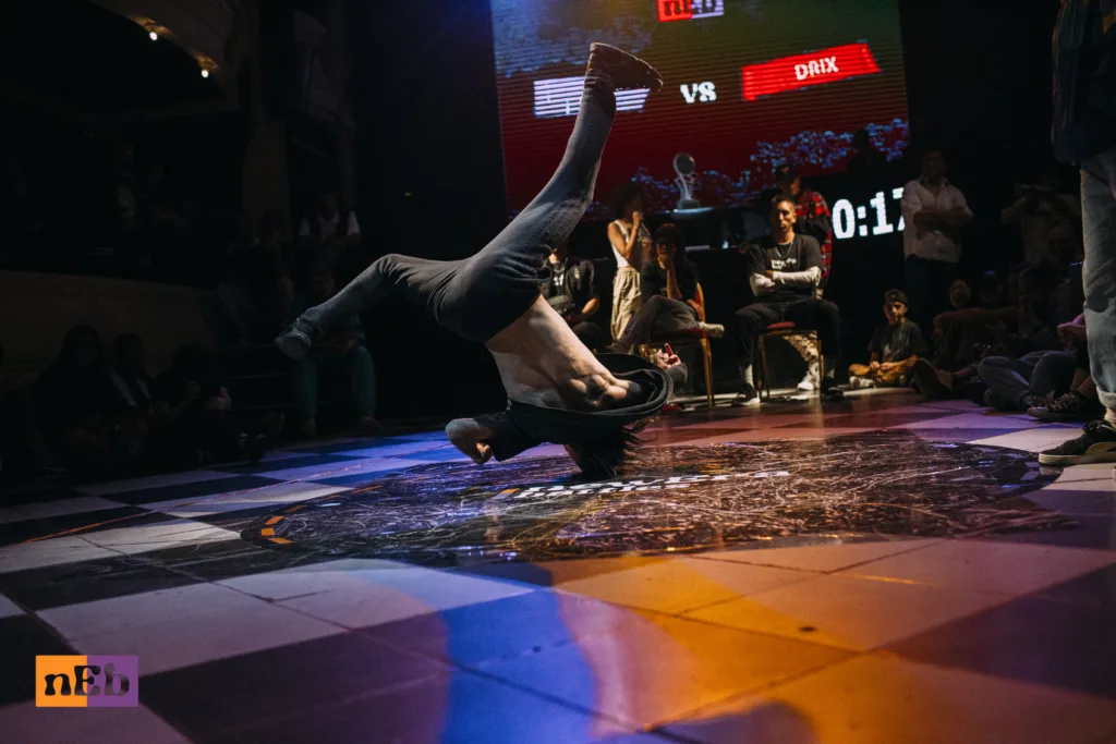 b-boy en una batalla de hip-hop